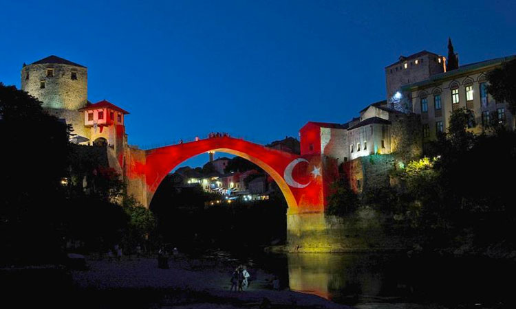 Mostar Köprüsünün Açılışı